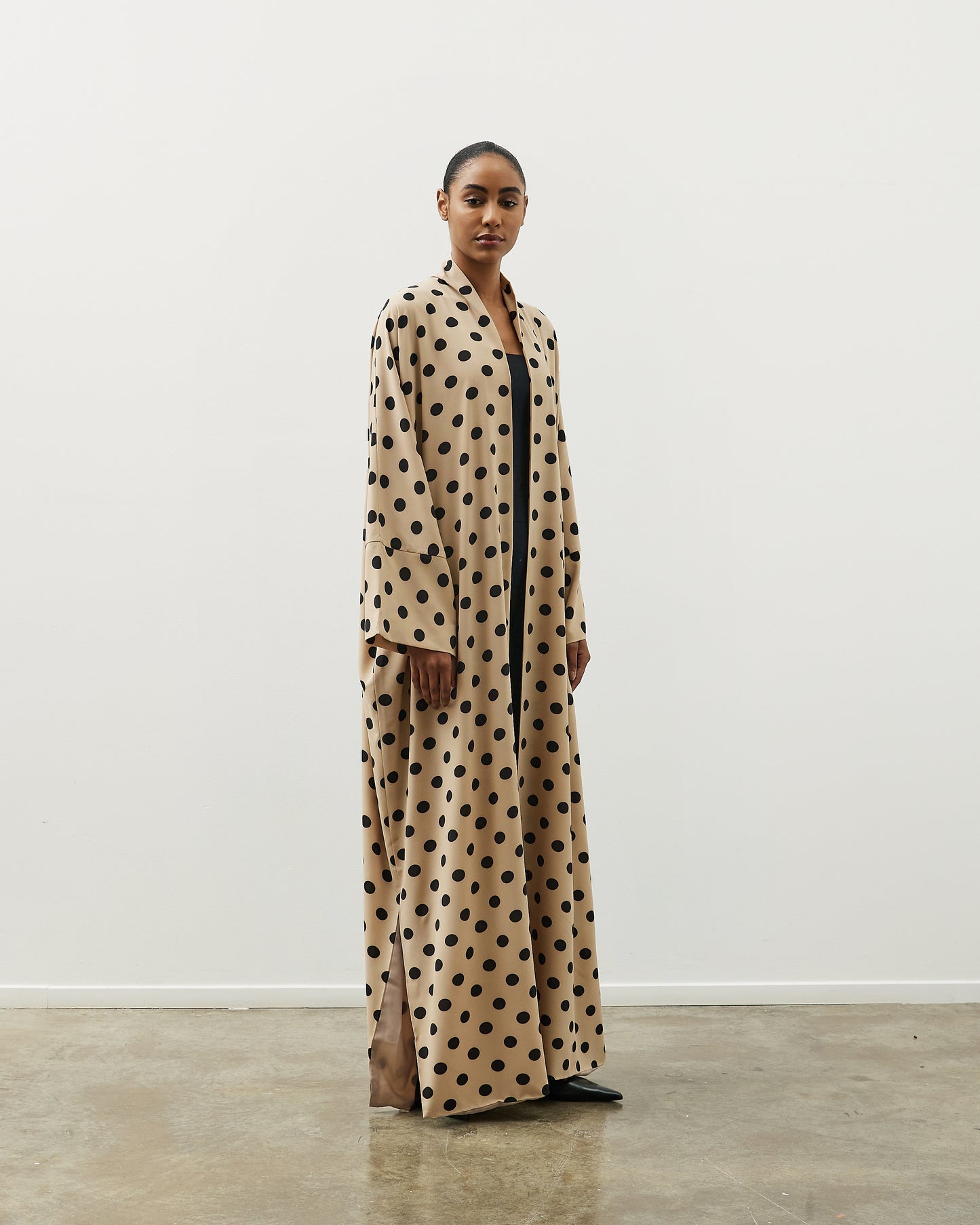 Polka in beige